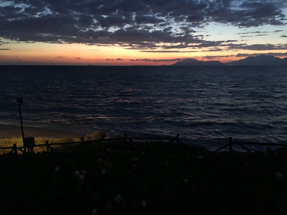 Strand Neptune Luxury Resort