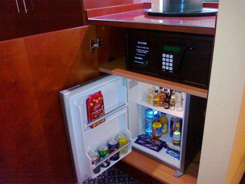 Mini bar Hotel Courtyard by Marriott Warsaw Airport