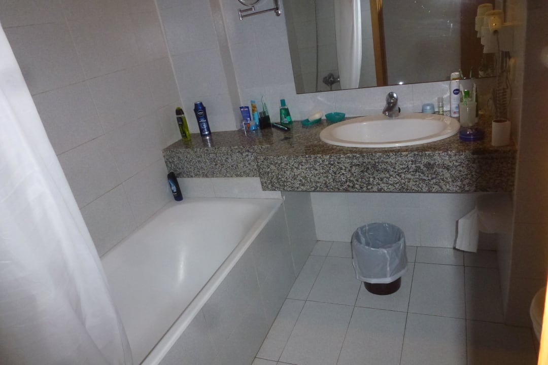 Bad Duschwanne und Waschbecken BG Hotel Rei del Mediterrani Palace