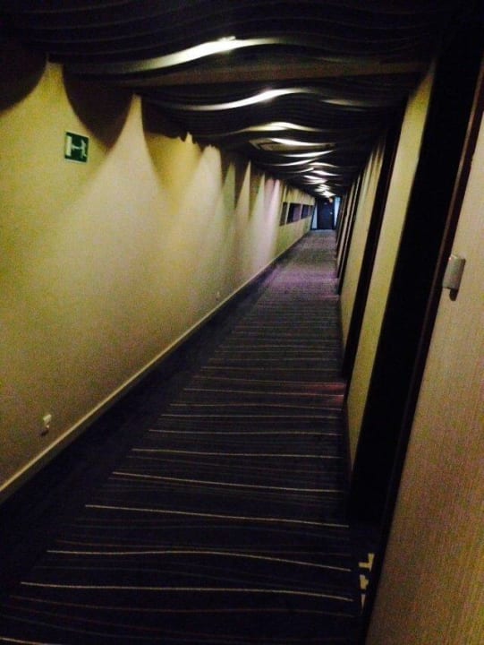 Korytarz Marine Hotel by Zdrojowa