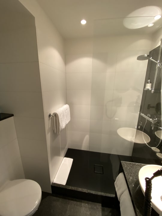 Zimmer Motel One Berlin-Upper West