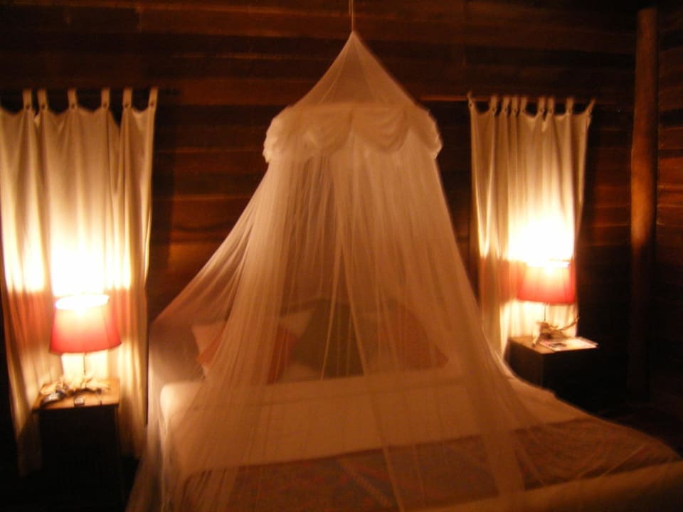 Beach Villa am Abend Hotel Thapwarin Resort