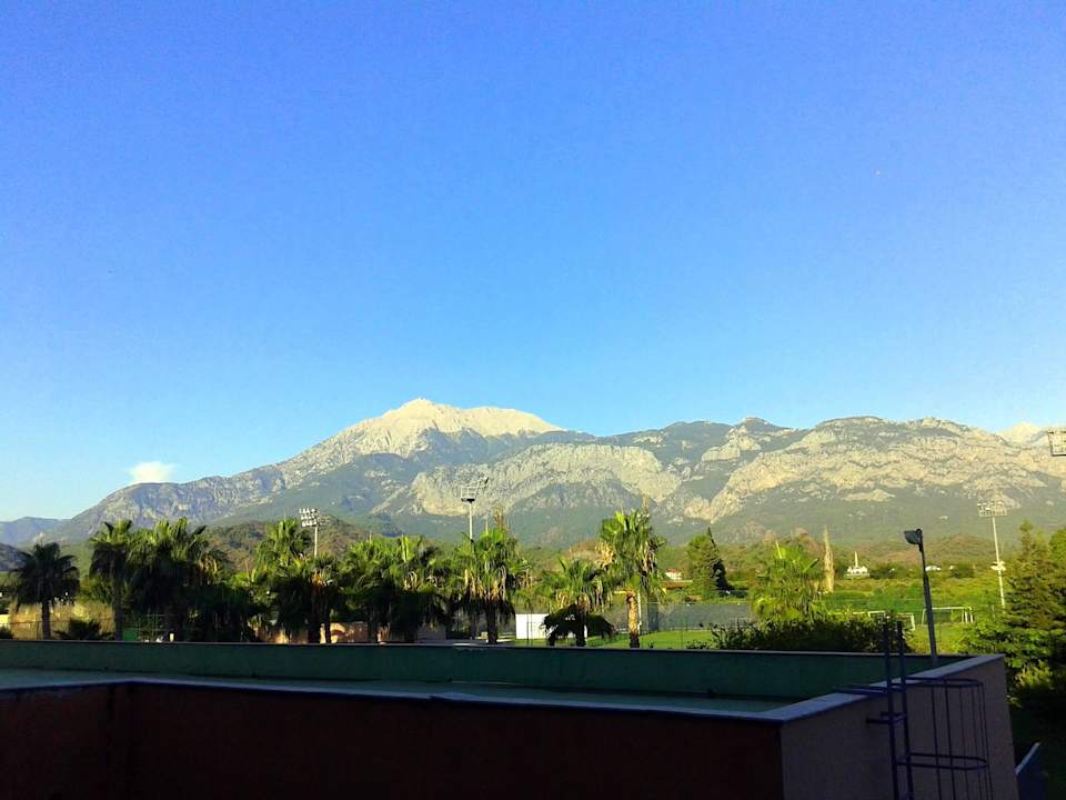 Вид из окна Limak Limra Hotel & Resort