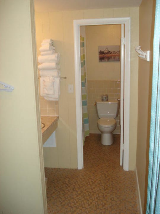 Bad Hotel Cape Colony Inn