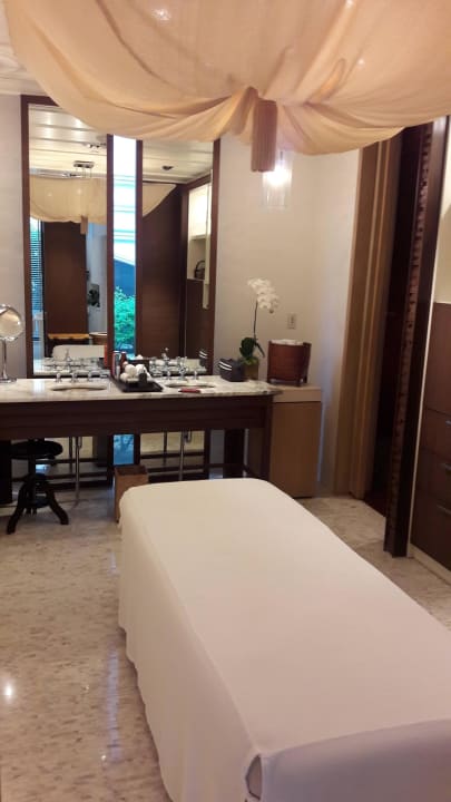 Spa Cottage: Massageliege Grand Hyatt Erawan Bangkok