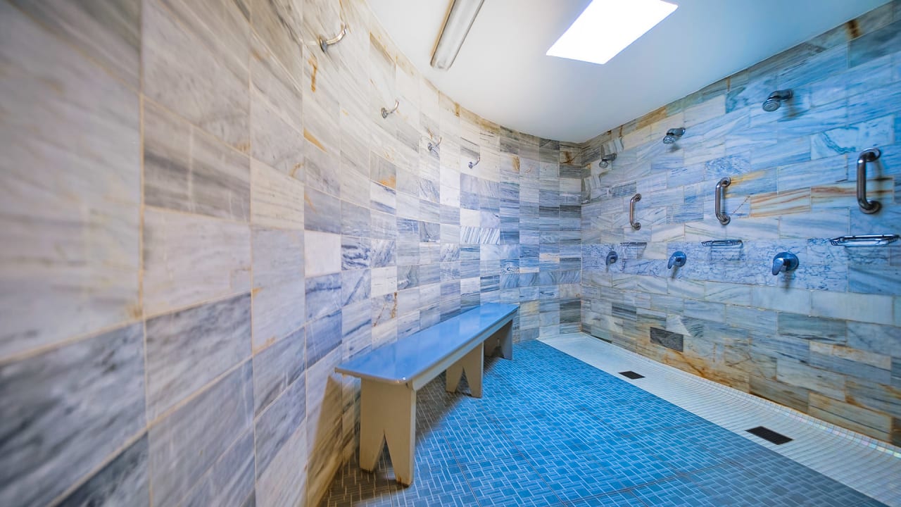 Sport & Freizeit Bull Astoria