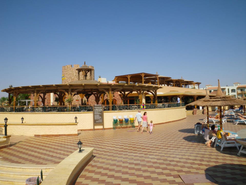Island-Bar Pickalbatros Dana Beach Resort - Hurghada