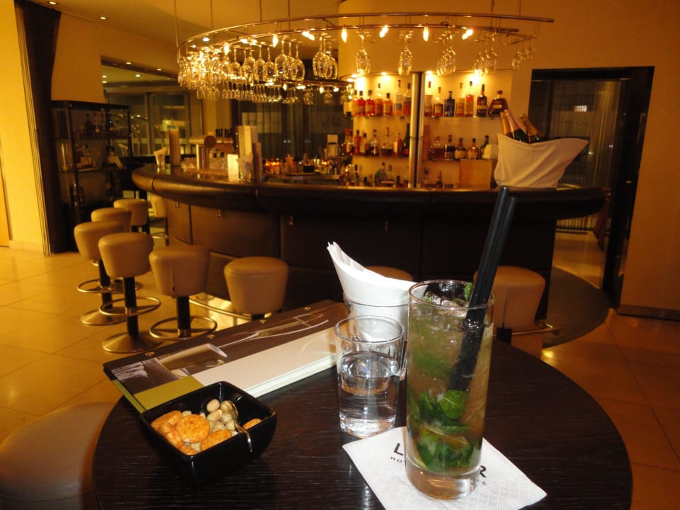 Bar Lindner Hotel Vienna Am Belvedere, part of JdV by Hyatt