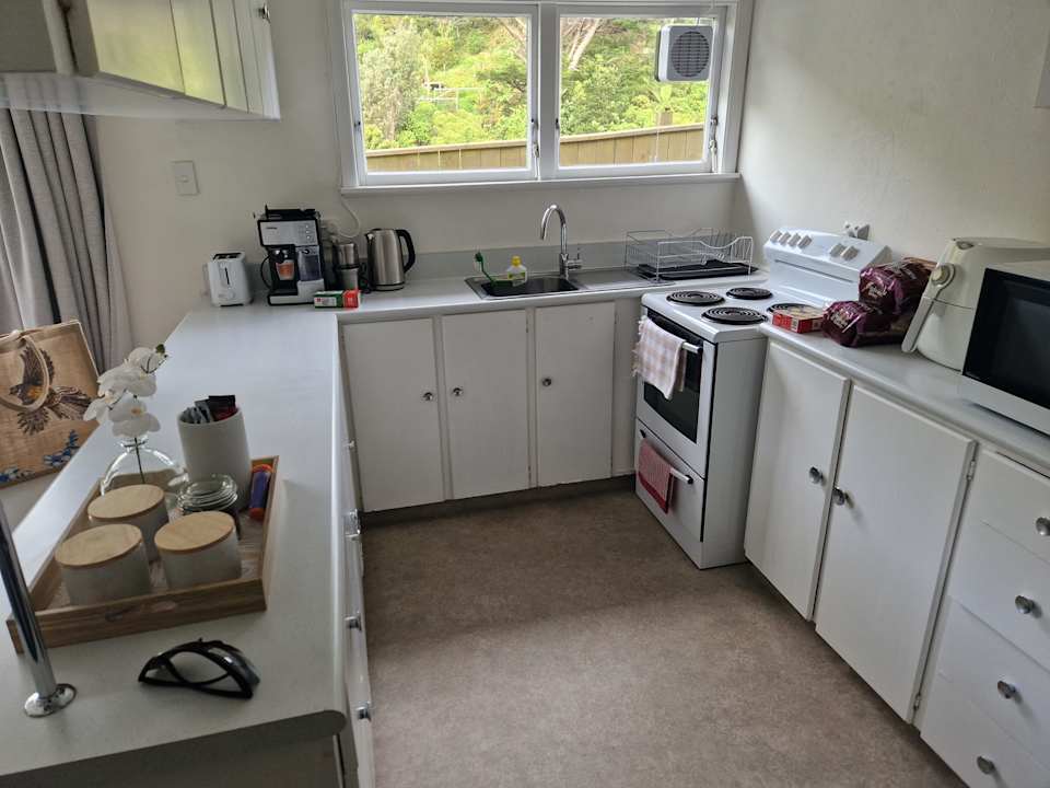 Zimmer Skyline Haven - Entire Apartment - Free Parking, Espresso, Netflix - 15m to CBD, Stadium, Ferry