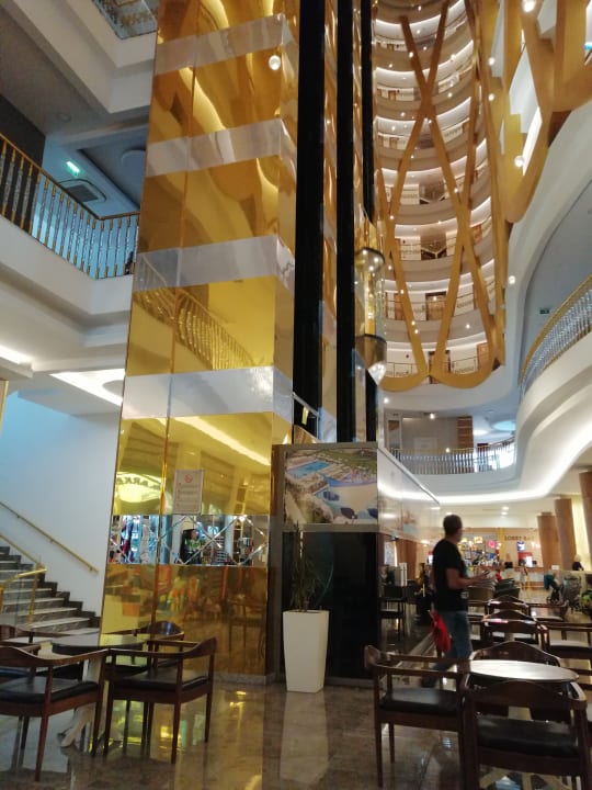 Gastro Dream World Aqua Hotel