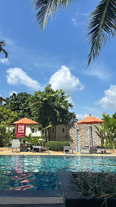 Pool Kata Sea Breeze Resort