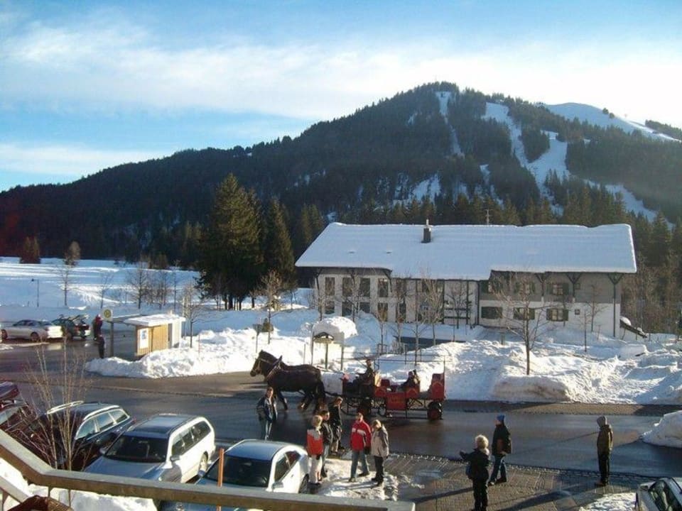 Blick von der Terrasse HUBERTUS Mountain Refugio Allgäu