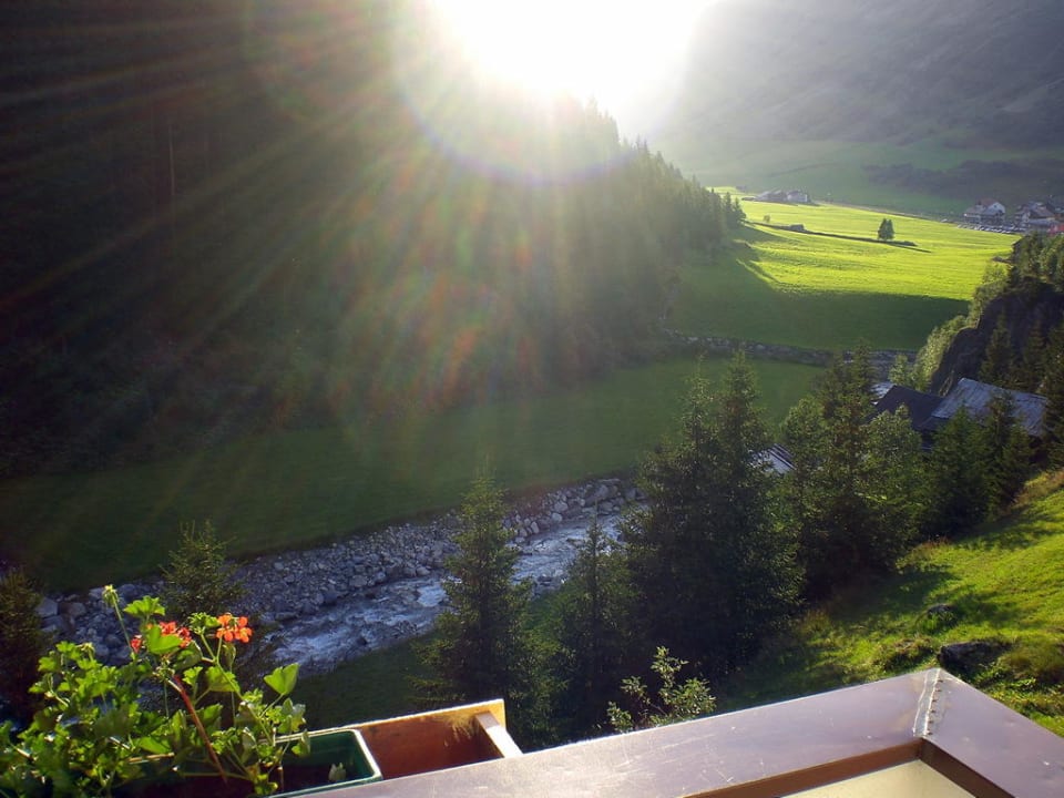 Sonnenuntergang in Galtür Frühstückspension & Apart Haus Preiniger
