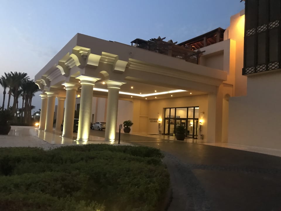 Lobby Steigenberger Aqua Magic