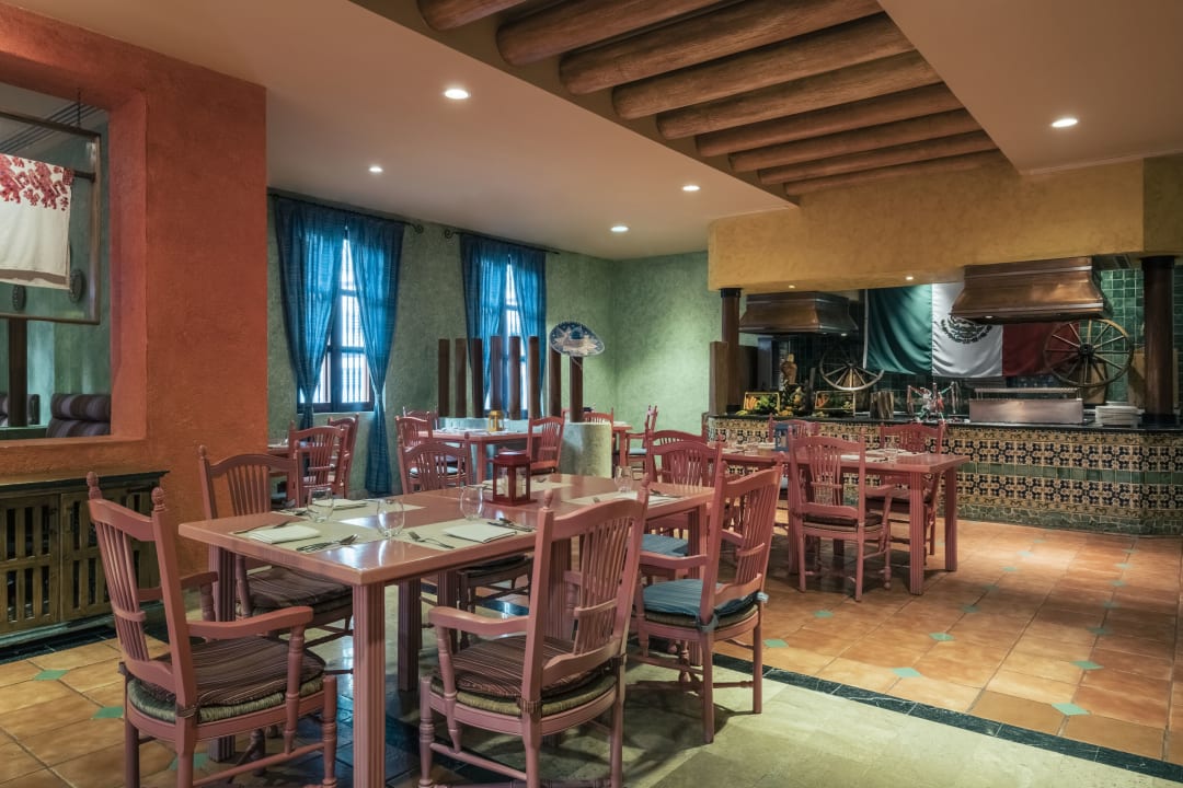 Gastro Iberostar Waves Paraiso Beach