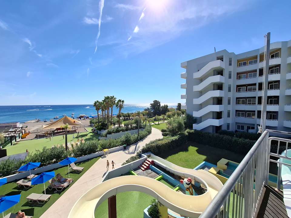 Außenansicht Esperides Beach Resort