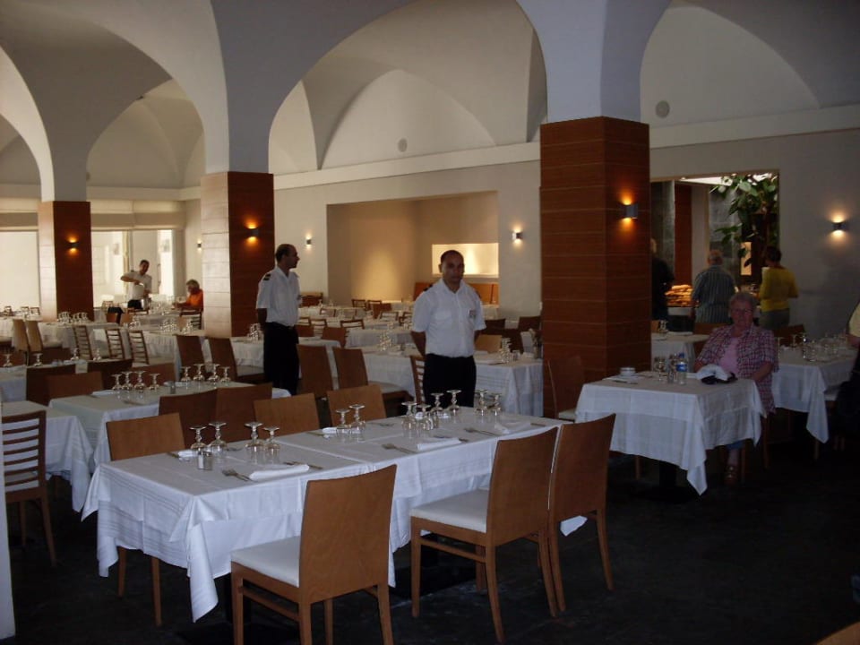 Restaurant The Orangers Beach Resort and Bungalows