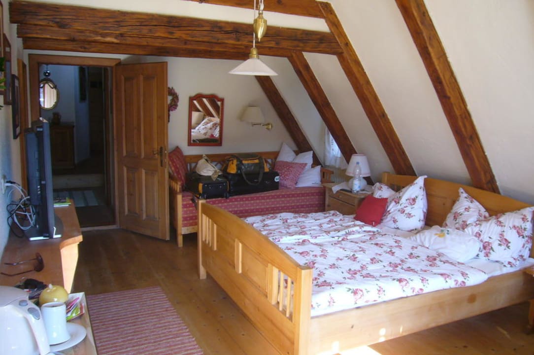Gästezimmer Haupthaus Wirtshaus Jagawirt
