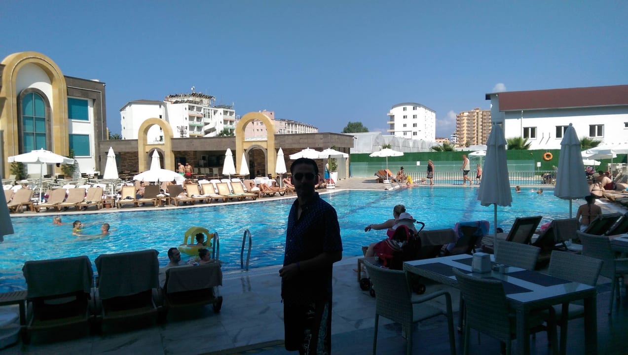 Pool The Lumos Deluxe Resort Hotel