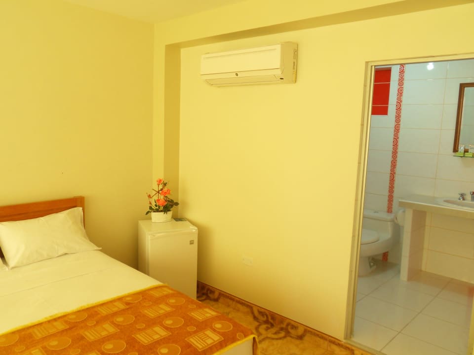 Del Castillo Plaza Hotel Pucallpa Habitación 30 Del Castillo Plaza Hotel