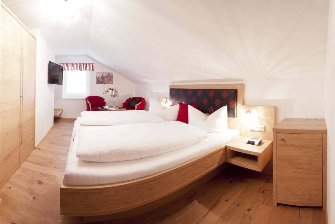 Zimmerbeispiel Hotel Steinbock