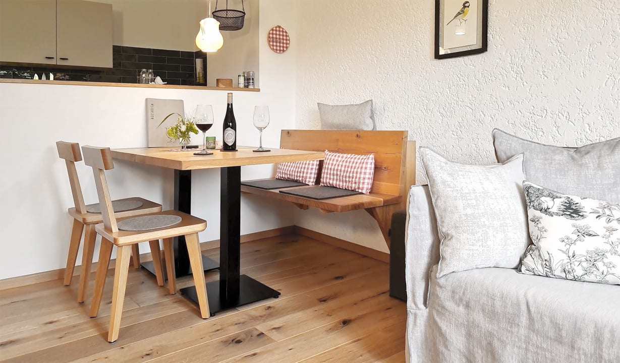 Zimmer Goldvogel Apartments