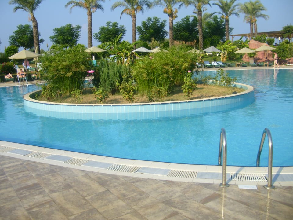 Insel im Pool MC Arancia Resort