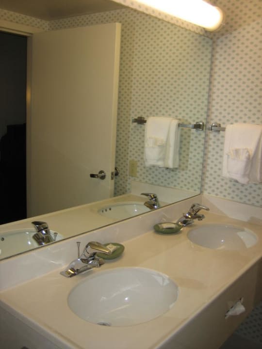 Badezimmer Hotel Fairfield Inn And Suites By Marriott Palm Beach