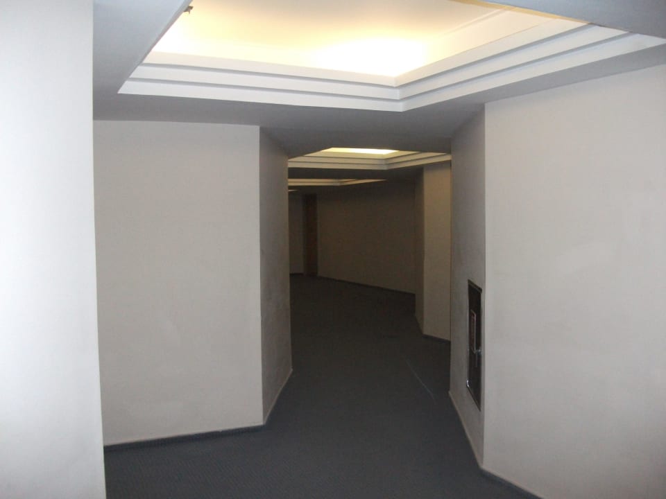 Flur Zimmer Grecotel LUXME White
