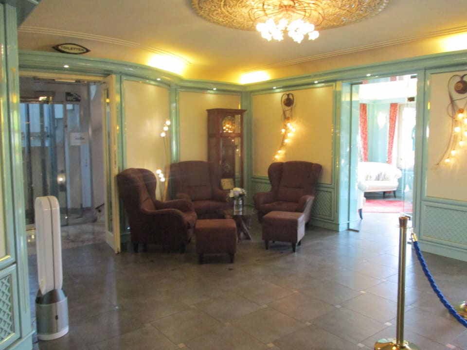 Lobby Hotel Weisser Bär