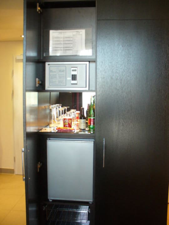 Minibar und Safe Lindner Hotel Vienna Am Belvedere, part of JdV by Hyatt
