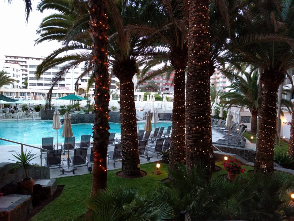 Pool Seaside Hotel Sandy Beach