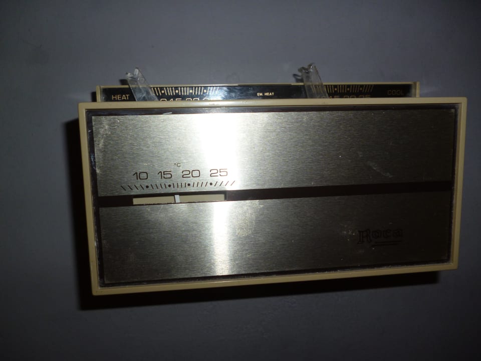 Ancient air condition in room Hotel San Gil