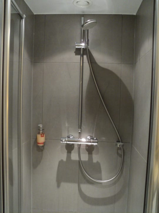 Dusche Leonardo Hotel Berlin