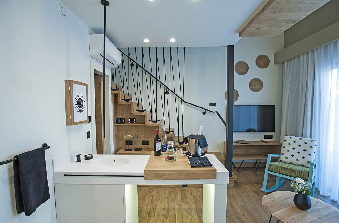 Zimmer Domes Noruz Chania, Autograph Collection