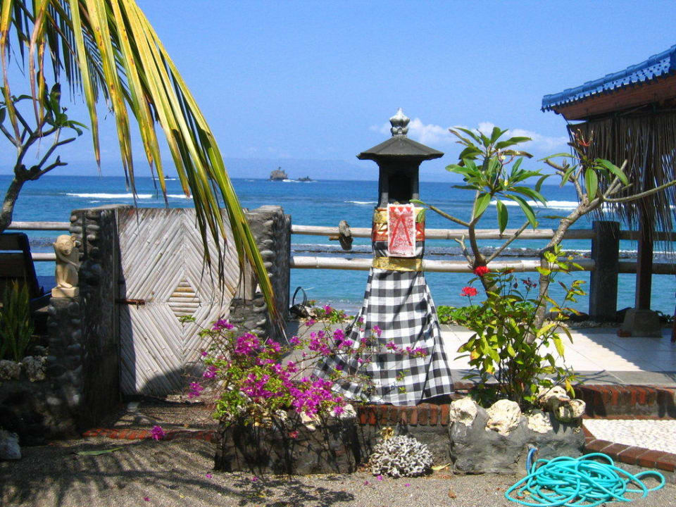 Meeresblick vom Bugalow Sekar Anggrek Bungalows