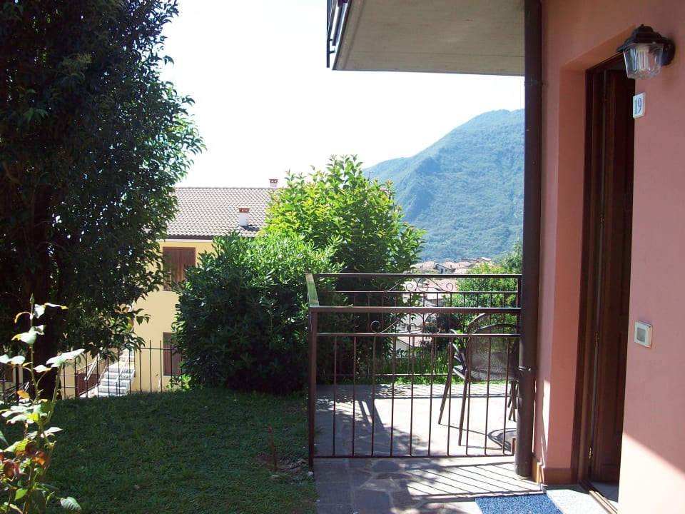 Blick in Richtung See neben Einheit Nr 19 Residence Primera Rompala