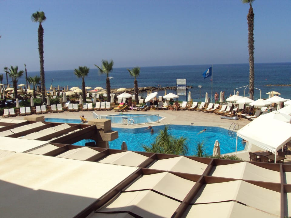 Poolbereich Alexander The Great Beach Hotel