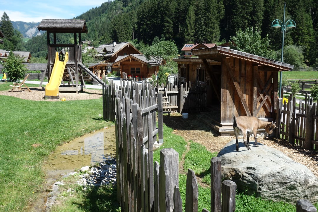 Gartenanlage Feriendorf Holzleb'n