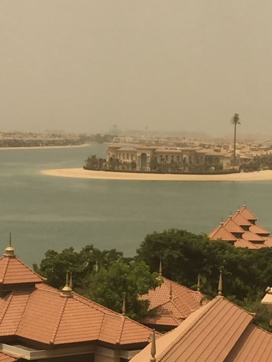 Strand Anantara The Palm Dubai Resort