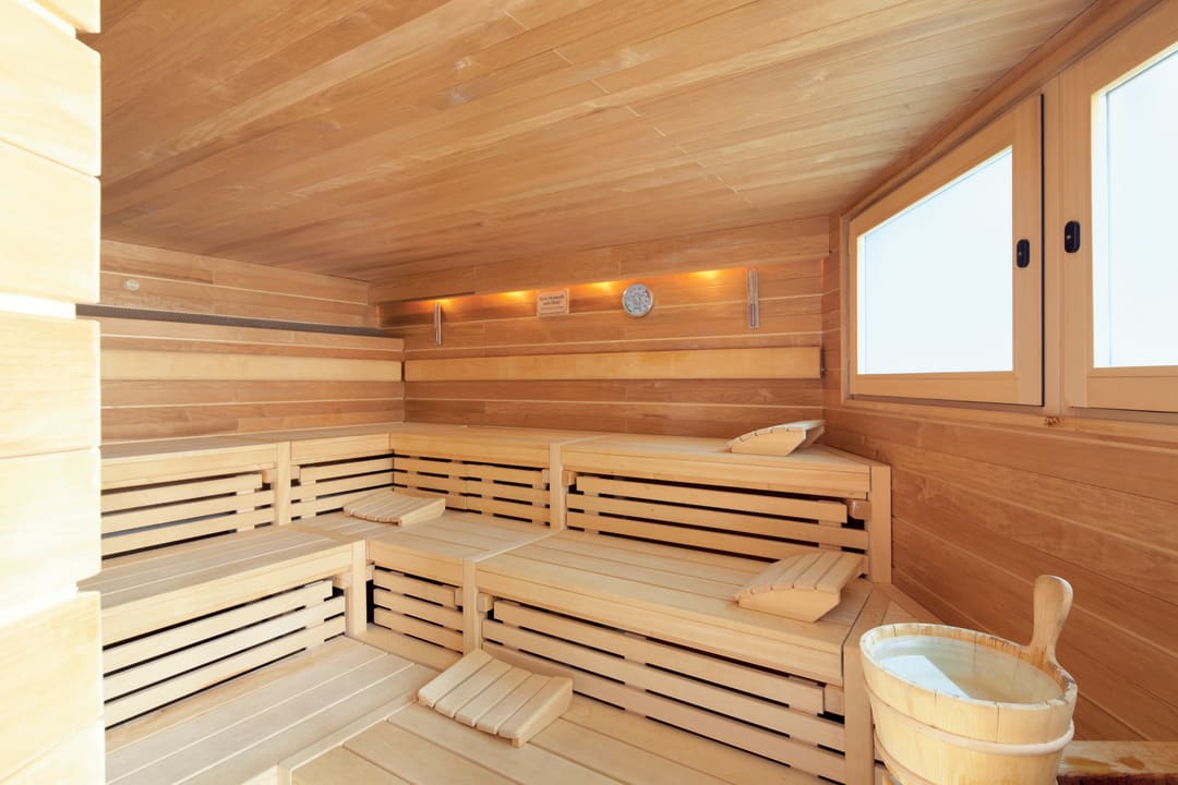 Sauna ambassador hotel & spa