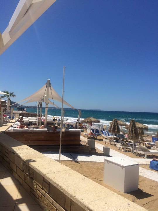 Strand Hotel Akrogiali / Acrogiali