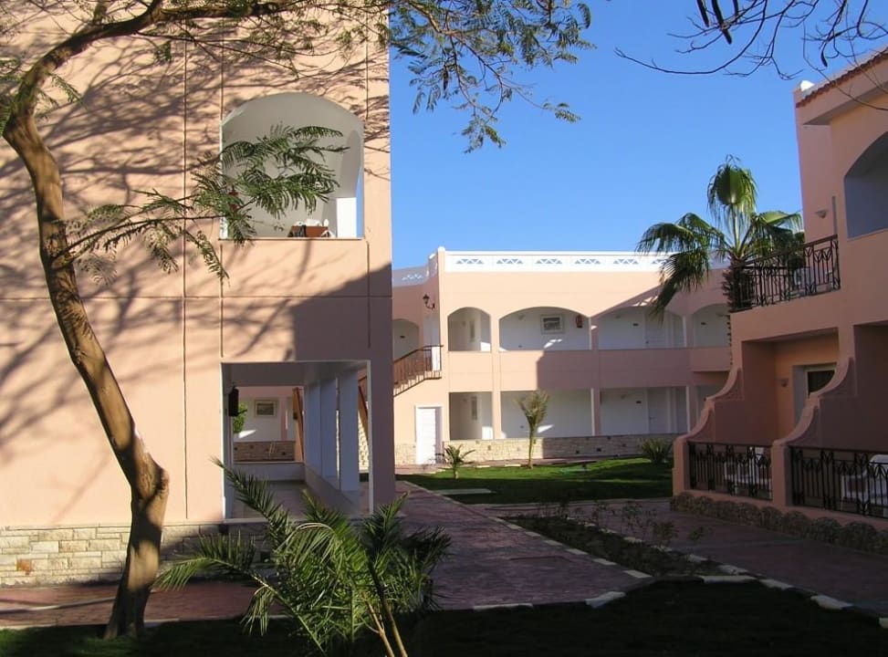 Bungalow Anlage Beach Albatros Resort