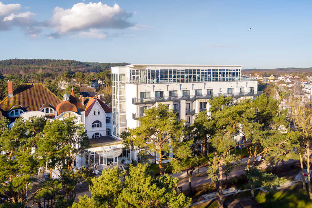 Außenansicht Strandhotel Ahlbeck