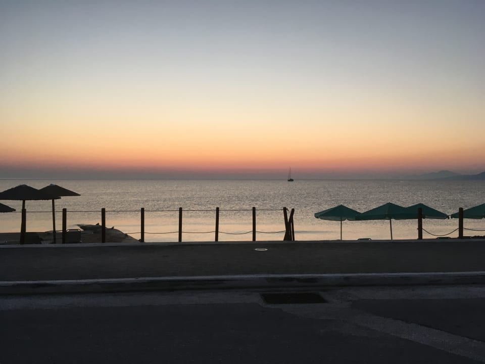 Strand Corissia Beach Hotel