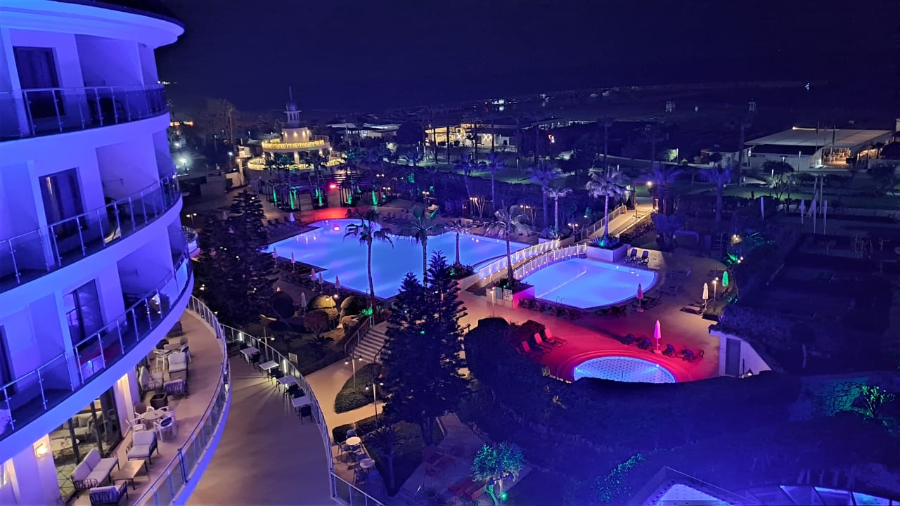 Ausblick Commodore Elite Suites & Spa - Adults only