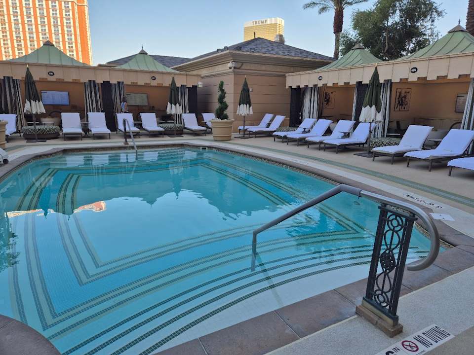 Pool Hotel The Palazzo