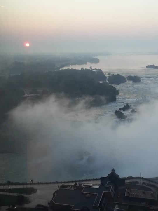 Blick aus Zimmer 37xx Embassy Suites Hotel Niagara Falls / Fallsview