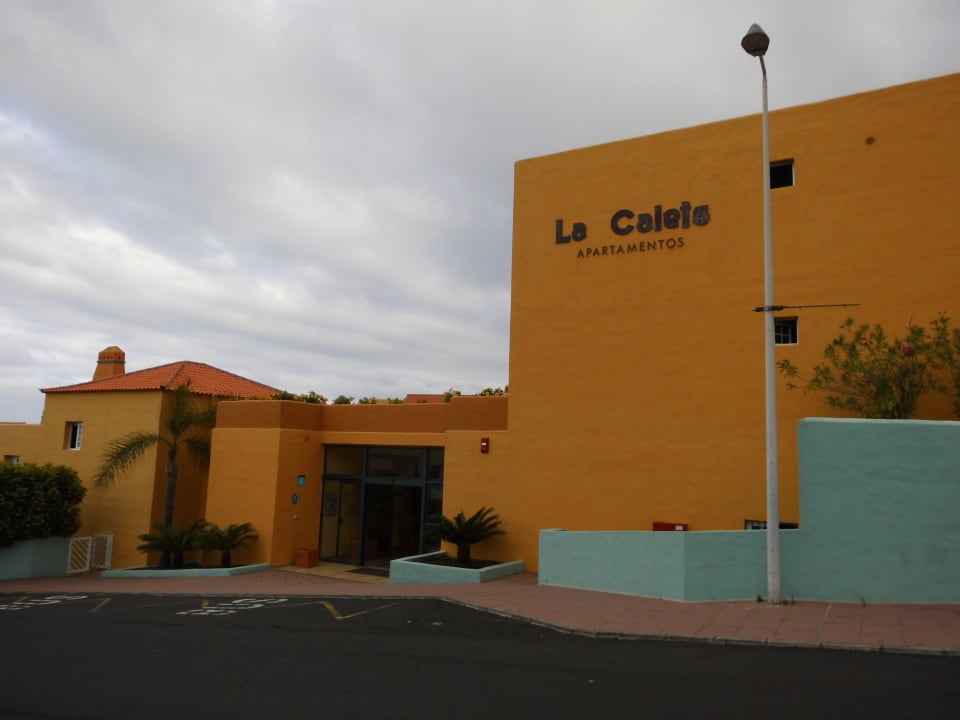 Außenansicht Apartamentos La Caleta