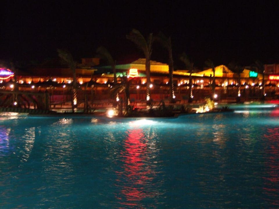 Abendstimmung am Pool Pickalbatros Aqua Vista Resort - Hurghada